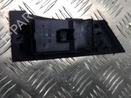 Used Left front window switch OPEL ASTRA J (P10) 1.3 CDTI (68) (95 hp) 13637284