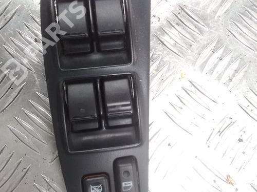 Mando elevalunas delantero izquierdo TOYOTA AVENSIS Estate (_T25_) 2.0 D-4D (CDT250_, CDT250R) (116 hp) 11520702
