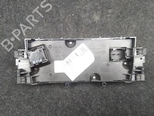 Used Climate control Climate control 15751741 15751741