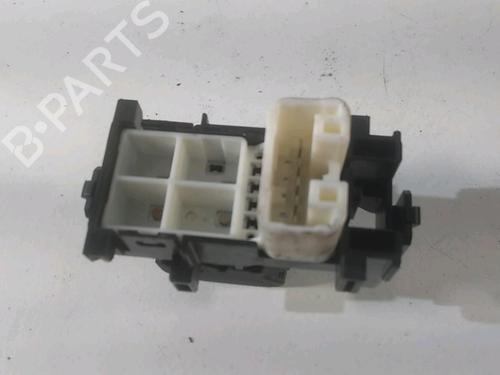 Used Switch Switch TOYOTA YARIS (_P13_) 1.5 Hybrid (NHP130_, NHP130) (101 hp) 23145230 23145230