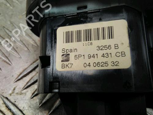Used Headlight switch SEAT ALTEA XL (5P5, 5P8) 2.0 TDI 16V (140 hp) 13079947