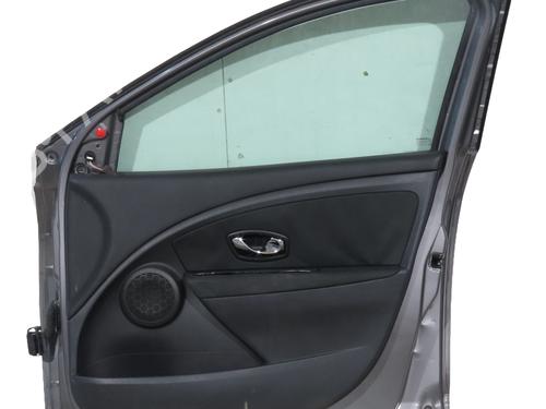 right-front-door-renault-megane-iii-hatchback-bz01_-b3_-2008-40111560 main image