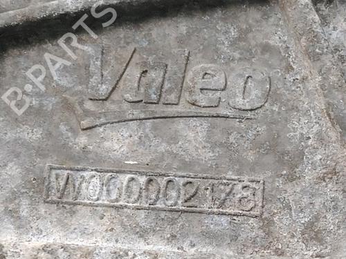 Used Front wiper motor RENAULT GRAND SCÉNIC III (JZ0/1_) 1.5 dCi (JZ0B, JZ07) (106 hp) 31078380