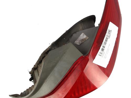 Højre baglygte TOYOTA YARIS (_P9_) 1.4 D-4D (NLP90_, NLP90R) (90 hp) 31576490