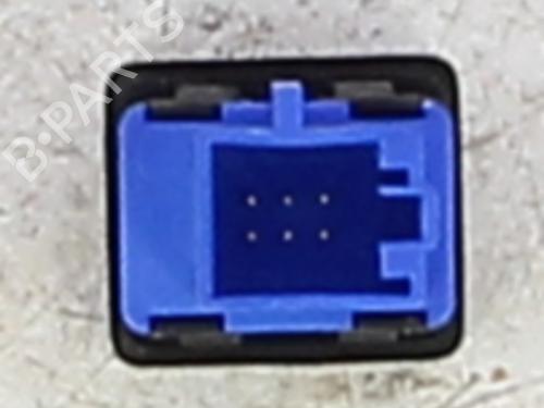 Used Warning switch Warning switch VW GOLF VII (5G1, BQ1, BE1, BE2) 1.6 TDI (105 hp) 30502085 30502085