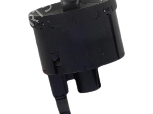 Forlygtekontakt Forlygtekontakt VW TOURAN (1T1, 1T2) 1.9 TDI (105 hp) 39157759 39157759