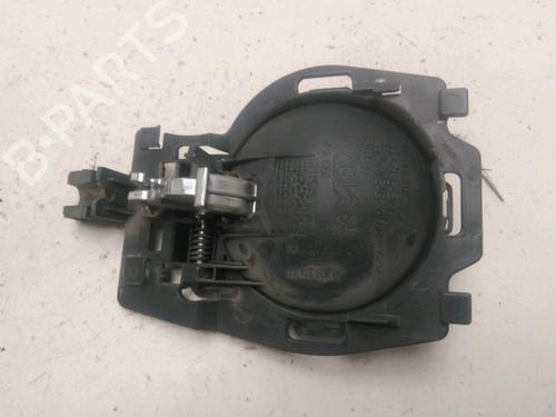 Used Front left interior door handle Front left interior door handle 23065541 23065541