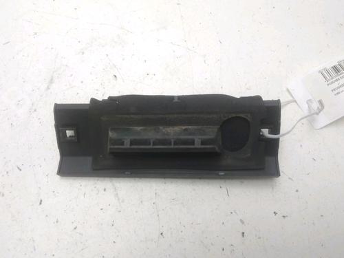 Used Tailgate handle PEUGEOT 206 Hatchback (2A/C) 1.4 16V (88 hp) 27188278
