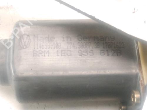 Used Rear right window mechanism Rear right window mechanism RENAULT TWINGO II (CN0_) 1.2 16V (CN04, CN0B) (75 hp) 11523516 11523516