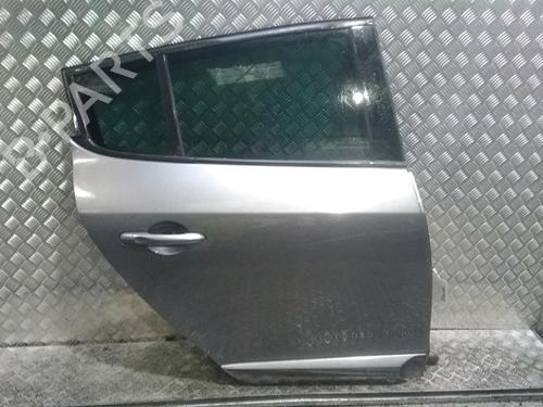 Dør højre bagtil RENAULT MEGANE III Hatchback (BZ0/1_, B3_) 1.5 dCi (BZ09, BZ0D, BZ1W, BZ29, BZ14) (110 hp) 16742358