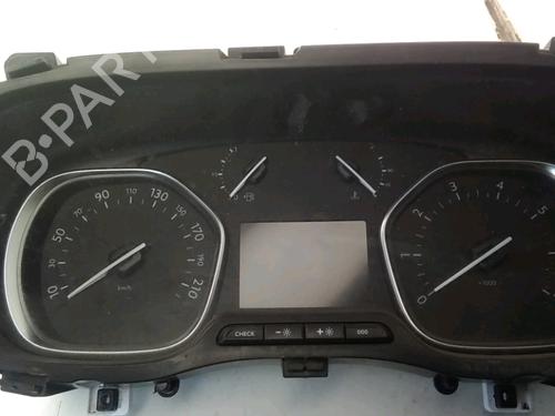Used Instrument cluster Instrument cluster PEUGEOT EXPERT Van (V_) 2.0 BlueHDi 180 (177 hp) 33712542 33712542