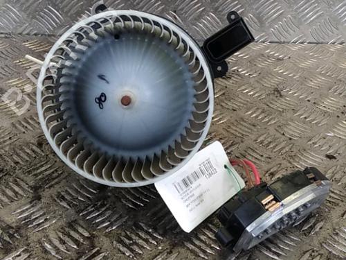 Ventilator motor MERCEDES-BENZ VITO Van (W447) 114 CDI (447.601, 447.603, 447.605) (136 hp) 13522097