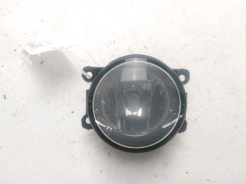 right-front-fog-light-renault-megane-iii-hatchback-bz01_-b3_-2008-24919645 main image