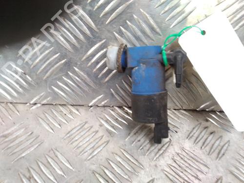 Used Washer pump RENAULT CLIO III Grandtour (KR0/1_) 1.5 dCi (KR0F) (86 hp) 14904277