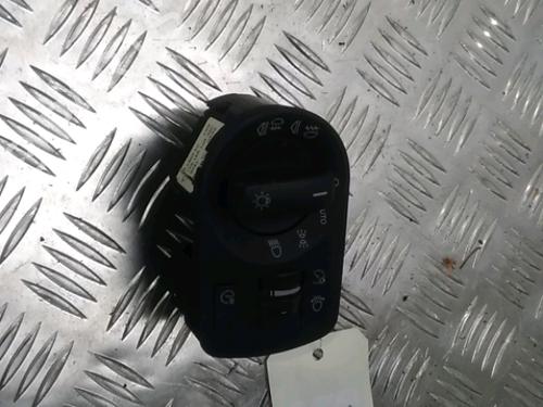 Used Headlight switch AUDI A3 Sportback (8PA) 1.9 TDI (105 hp) 13094155
