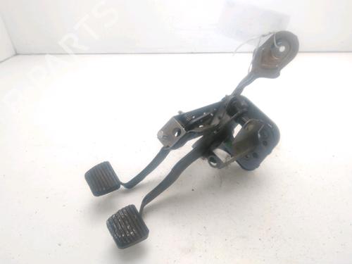 Pedal Pedal PEUGEOT 206 Hatchback (2A/C) 1.4 i (75 hp) 25830564 25830564