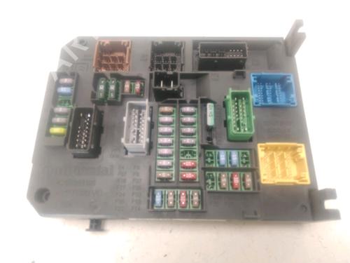 Fuse box CITROËN C4 II (NC_) 1.6 HDi 115 | BP27394284E1 - Image 2
