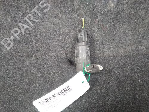 Used Washer pump VW GOLF PLUS V (5M1, 521) [2004-2013]  15760473