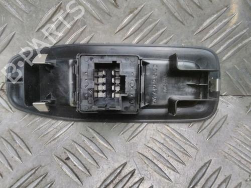 Used Left front window switch PEUGEOT 208 I (CA_, CC_) 1.4 HDi (68 hp) 13081774