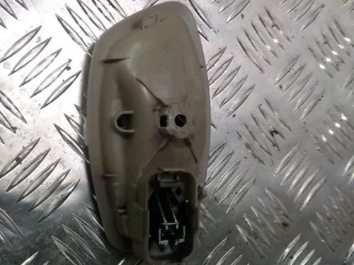 Used Front left interior door handle Front left interior door handle 13411186 13411186