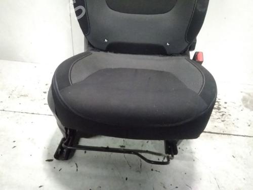 Right front seat RENAULT CAPTUR I (J5_, H5_) 1.5 dCi 90 (J5N4, J5M5, J5MW, J5M6, J5AL, J5AJ) | BP23181630C16