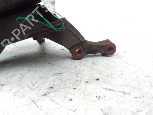 Used Left front steering knuckle Left front steering knuckle 15749686 15749686