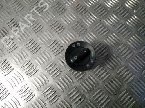 Used Headlight switch Headlight switch VW GOLF VI (5K1) 1.6 TDI (105 hp) 11996729 11996729