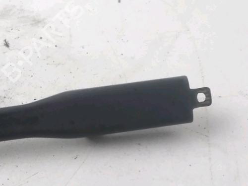 Used Front windshield wiper arm Front windshield wiper arm IVECO DAILY VI Platform/Chassis 35S17, 35C17, 40C17, 45S17,45C17, 50C17, 60C17, 65C17,... (170 hp) 33416545 33416545