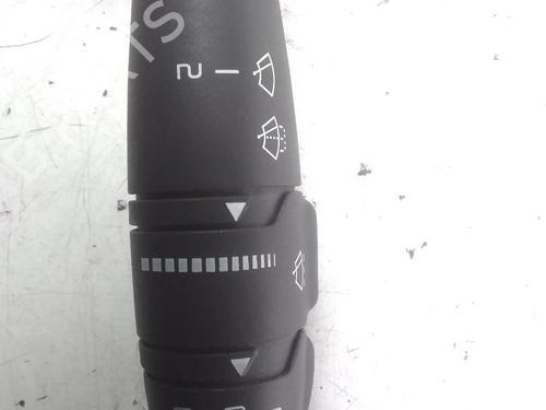 Used Steering column stalk RENAULT TWINGO II (CN0_) 1.5 dCi (CN0E) (64 hp) 15752945