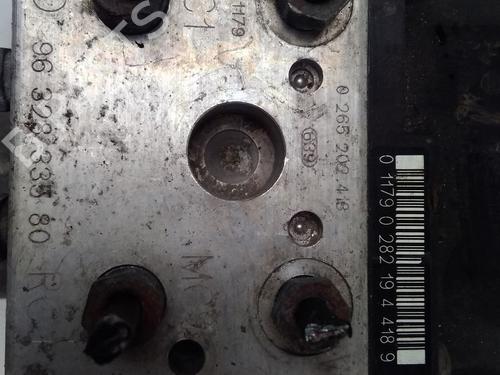 Used ABS pump PEUGEOT 406 Coupe (8C) 2.2 HDI (133 hp) 31031181