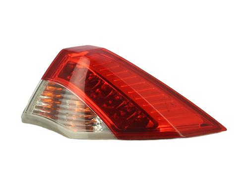 Used Right taillight Right taillight 37226848 37226848