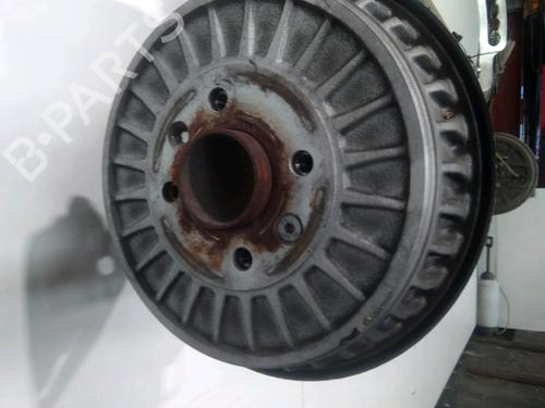 Used Rear axle RENAULT CLIO V (B7_) 1.5 Blue dCi 85 (B7AG) (86 hp) 28445854