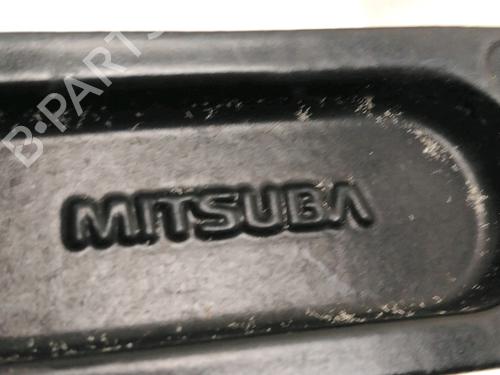 front-windshield-wiper-arm-suzuki-vitara-ly-2015-30825419 main image