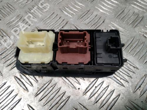 Used Left front window switch Left front window switch DACIA DUSTER (HM_) 1.5 dCi 115 (HMAD) (116 hp) 13357502 13357502