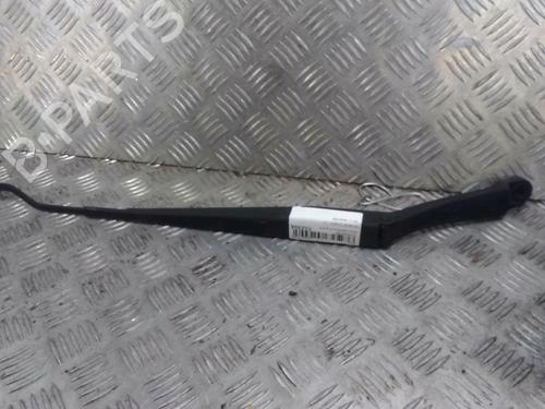 Used Front windshield wiper arm Front windshield wiper arm 14903307 14903307
