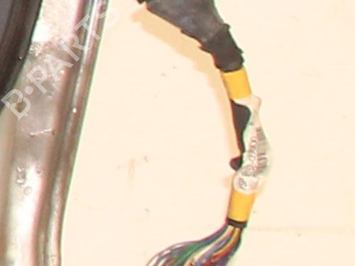 Dør venstre fortil TOYOTA AVENSIS (_T25_) 2.0 D-4D (ADT250_, ADT250R) (126 hp) 31576456