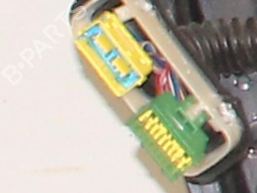 Porta frente direita PEUGEOT 208 I (CA_, CC_) 1.2 THP 110 (110 hp) 31284157