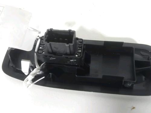 Switch PEUGEOT 208 I (CA_, CC_) 1.2 VTi 68 / PureTech 68 | BP21227144I30 