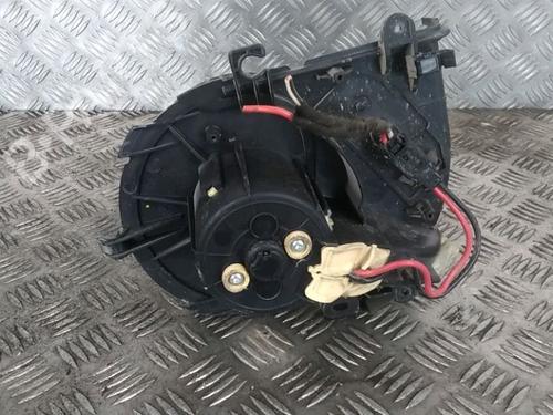 Used Heater blower motor PEUGEOT EXPERT Van (VF3A_, VF3U_, VF3X_) 1.6 HDi 90 16V (90 hp) 17996741