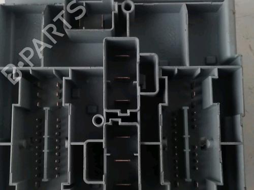 Used Fuse box Fuse box CITROËN JUMPER II Van 2.0 BlueHDi 130 (130 hp) 34175646 34175646