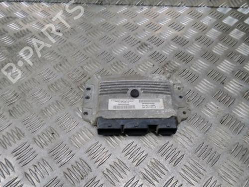 Used Engine control unit (ECU) Engine control unit (ECU) PEUGEOT 607 (9D, 9U) 2.7 HDi 24V (204 hp) 13077774 13077774