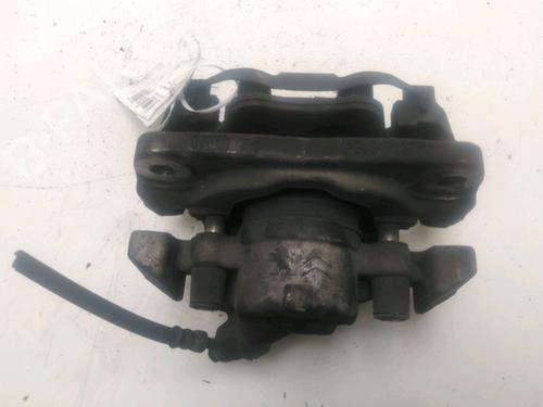 Used Right front brake caliper Right front brake caliper PEUGEOT 3008 II SUV (MC_, MR_, MJ_, M4_) 1.5 BlueHDi 130 (131 hp) 25796602 25796602
