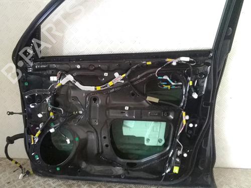 Used Right front door Right front door 37226775 37226775