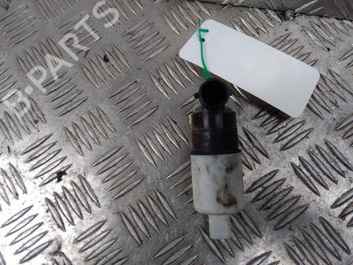 Used Washer pump RENAULT SCÉNIC II (JM0/1_) [2003-2010]  15760468