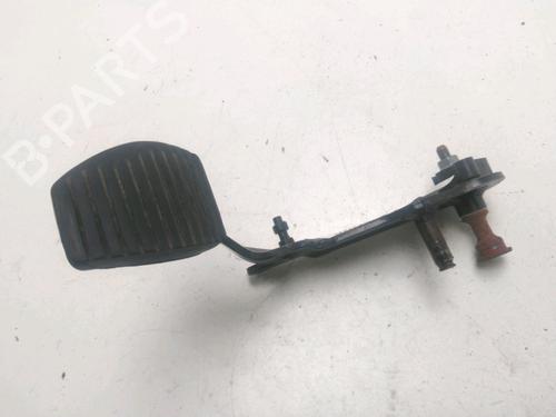 Used Clutch pedal PEUGEOT 207 (WA_, WC_) 1.4 HDi (68 hp) 22309421