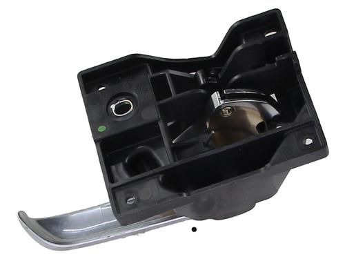 rear-left-interior-door-handle-fiat-500x-334_-2014-33836200 main image