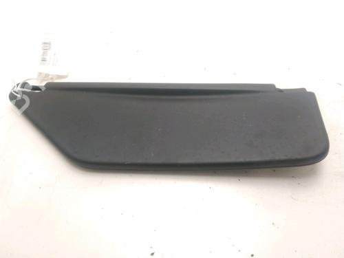 Used Left sun visor Left sun visor 21947572 21947572