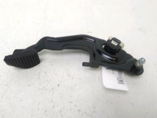 Used Break pedal Break pedal CITROËN C3 III (SX) 1.6 BlueHDi 75 (75 hp) 28086816 28086816