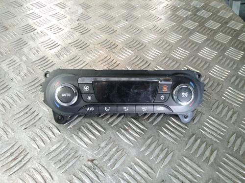 Used Climate control Climate control FORD FOCUS III 2.0 TDCi (140 hp) 11171082 11171082