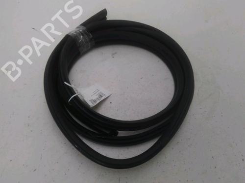 Used Rubber door seal RENAULT KANGOO Express (FW0/1_) 1.5 dCi 90 (FW0G, FW05, FW08, FW11) (90 hp) 27728828